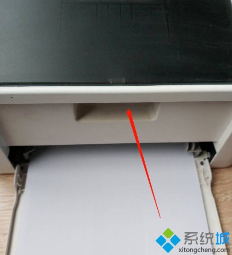打印机为什么打印出来是黑的_打印出来纸张表面黑的解决方法